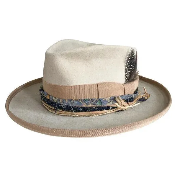 NATURE CALLS BEIGE FEDORA