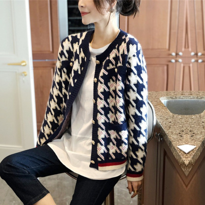 New Knitted Women's Clothing