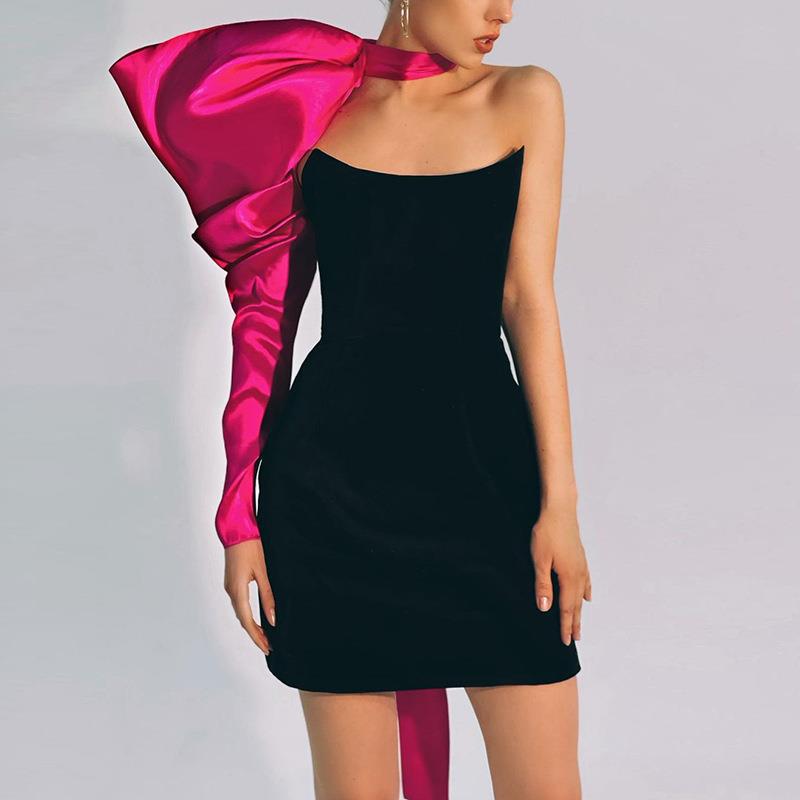 Cross shoulder bow strapless small dress for slimming women