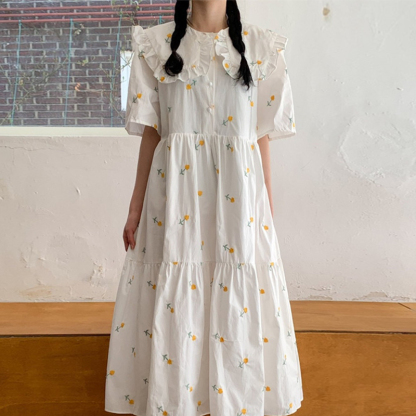 Single breasted pleated waist cinched floral bubble sleeve dress