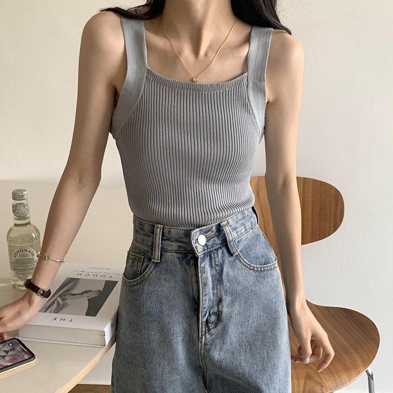 Short camisole vest for women's outerwear, new summer slimming and sexy knitted top for inner layering