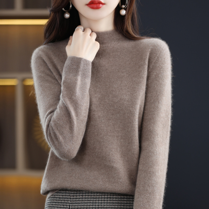 Women's Half High Neck Loose Bottom Knitted Sweater