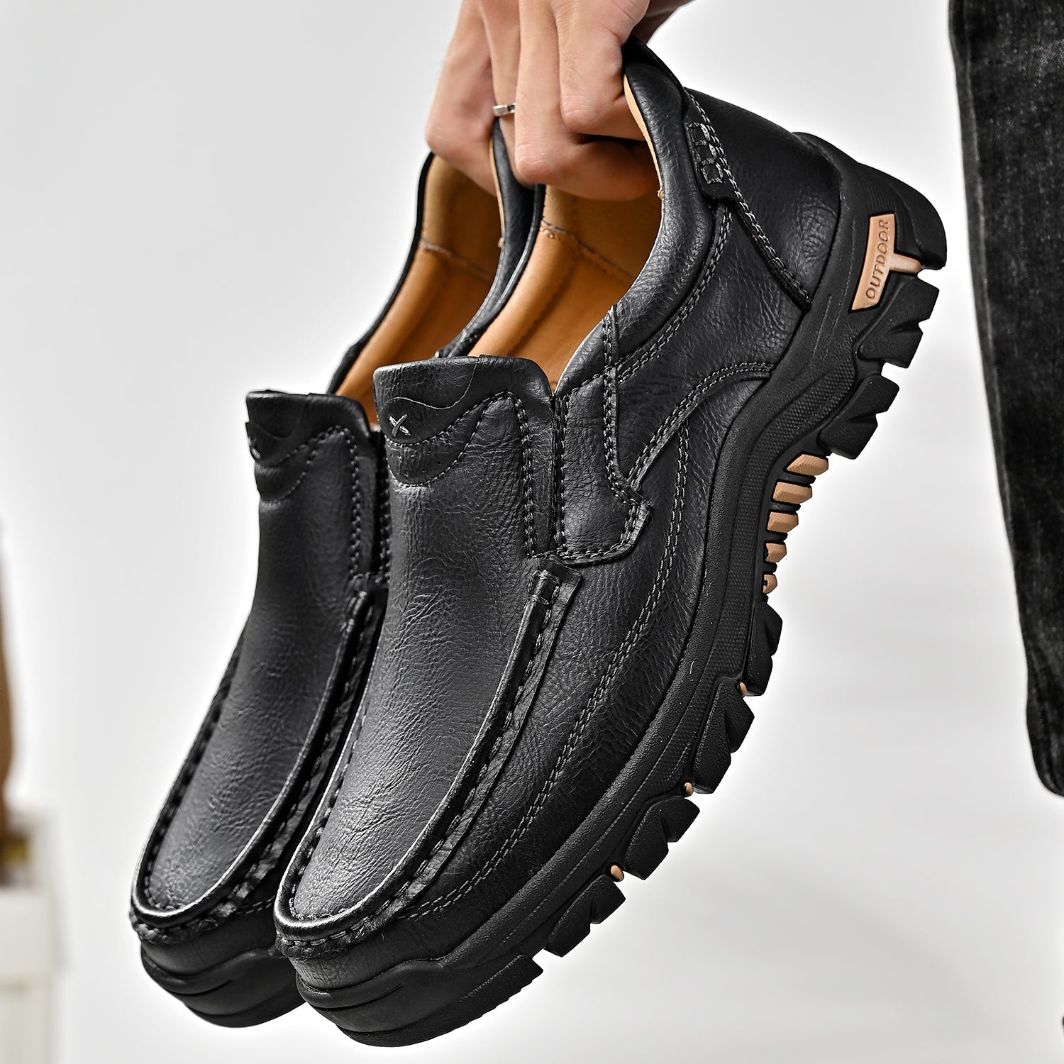 Transition boots V4 with orthopedic and extremely comfortable sole