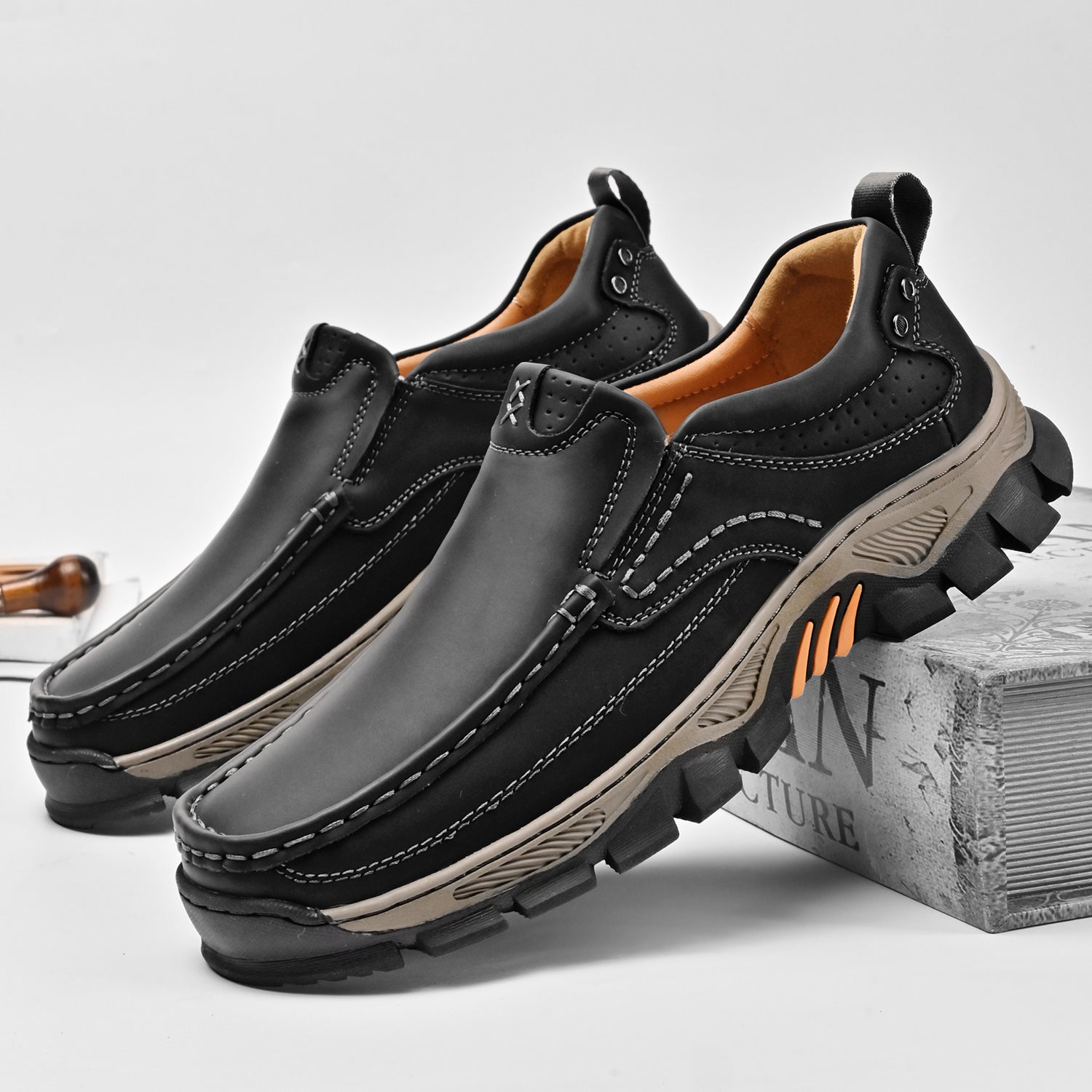 Transition boots V5 with orthopedic and extremely comfortable sole