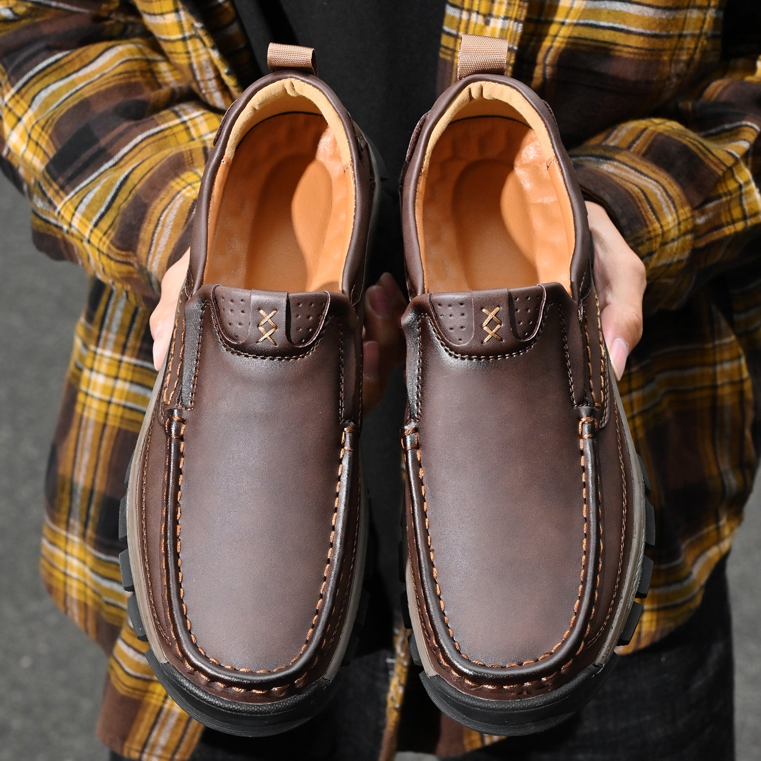 Transition boots V5 with orthopedic and extremely comfortable sole