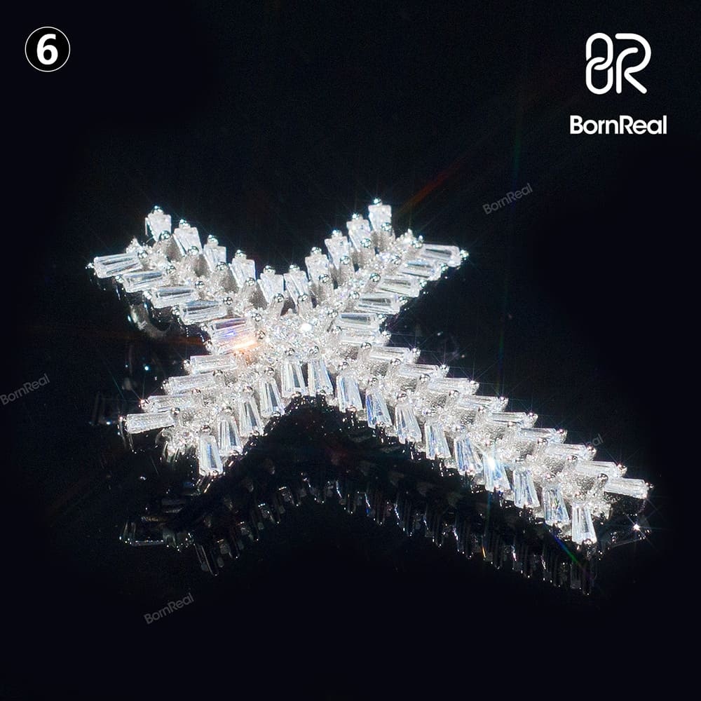 Pendentif Croix Taille Brillant en Or Blanc