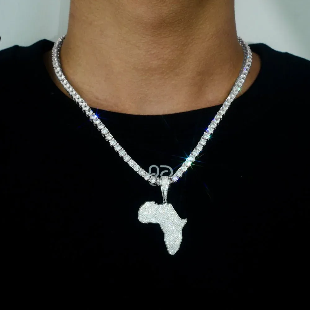 Pendentif Moissanite carte de l'Afrique 1.5"