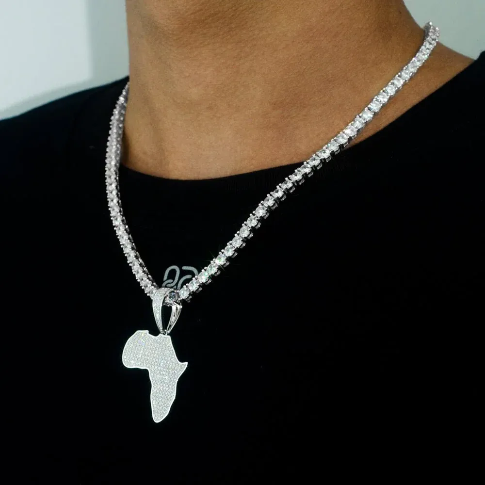 Pendentif Moissanite carte de l'Afrique 1.5"