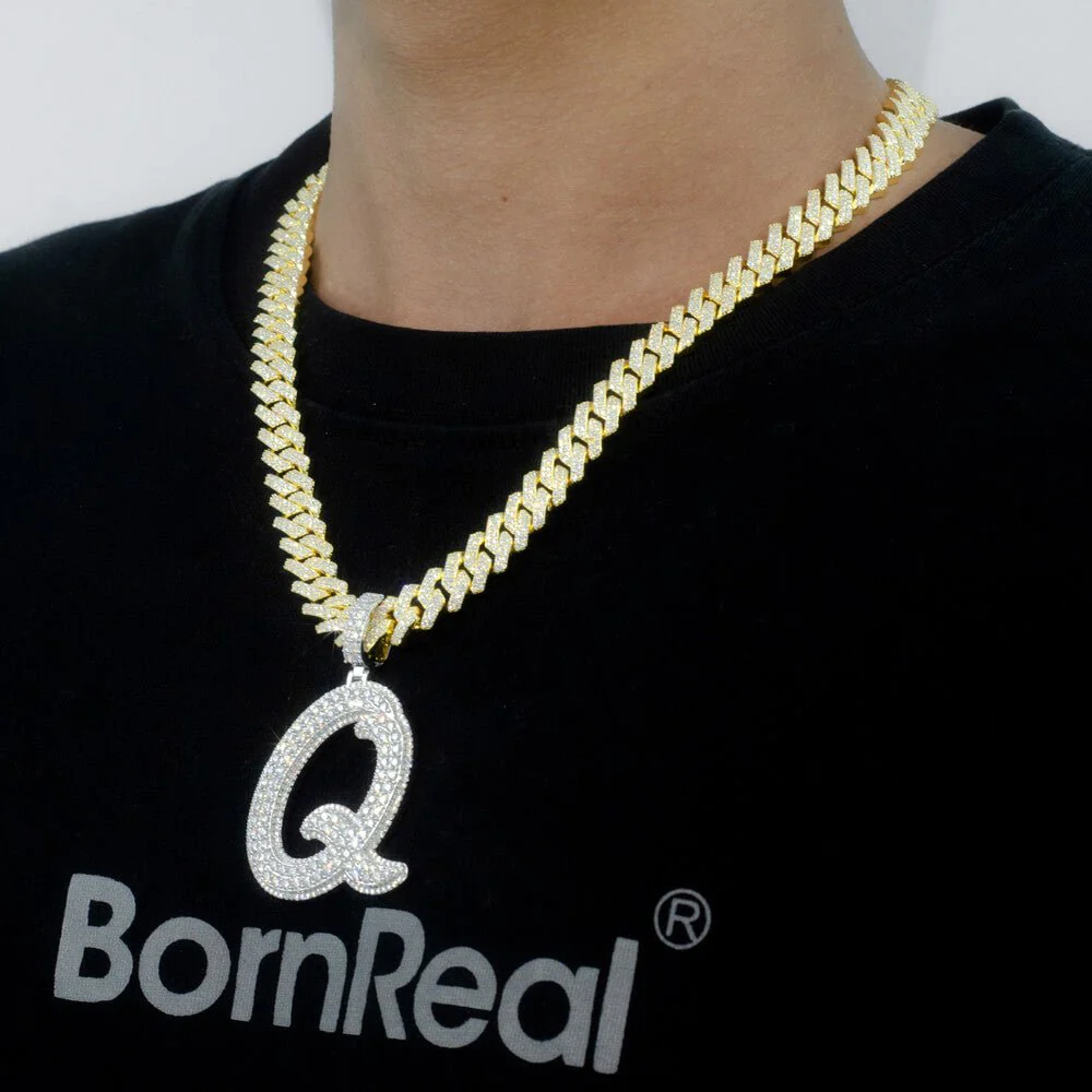 Pendentif Lettre "Q" en Or avec Diamants 2"