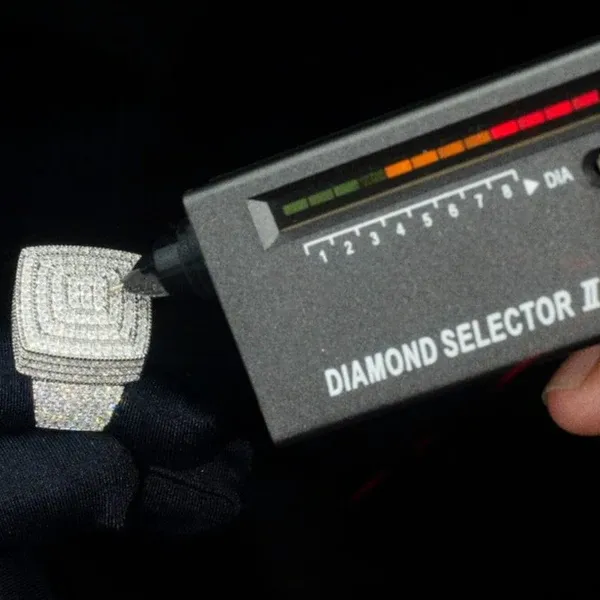 Bague Diamant Pavée Carrée Homme