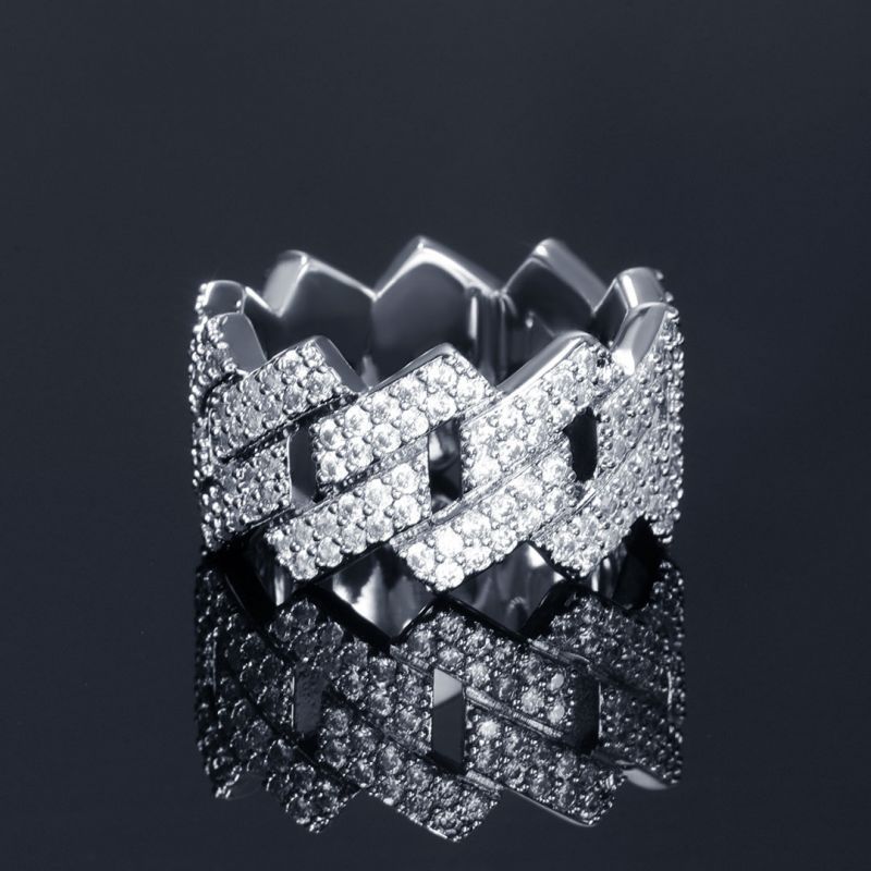 Bague à maillons cubains en moissanite