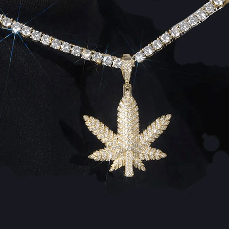 Feuille de cannabis Pendentif 1.5"