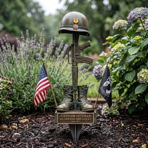 🔥Last Day 70% OFF🔥- Vietnam Veteran Tribute Garden Stake – Honoring Our Heroes