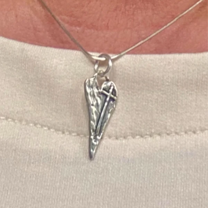 ✝️100% Handmade Silver Cross Healing Heart