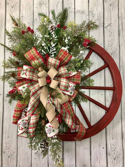 Winter wreath-Farmhouse wagon wheel(Christmas Sale)