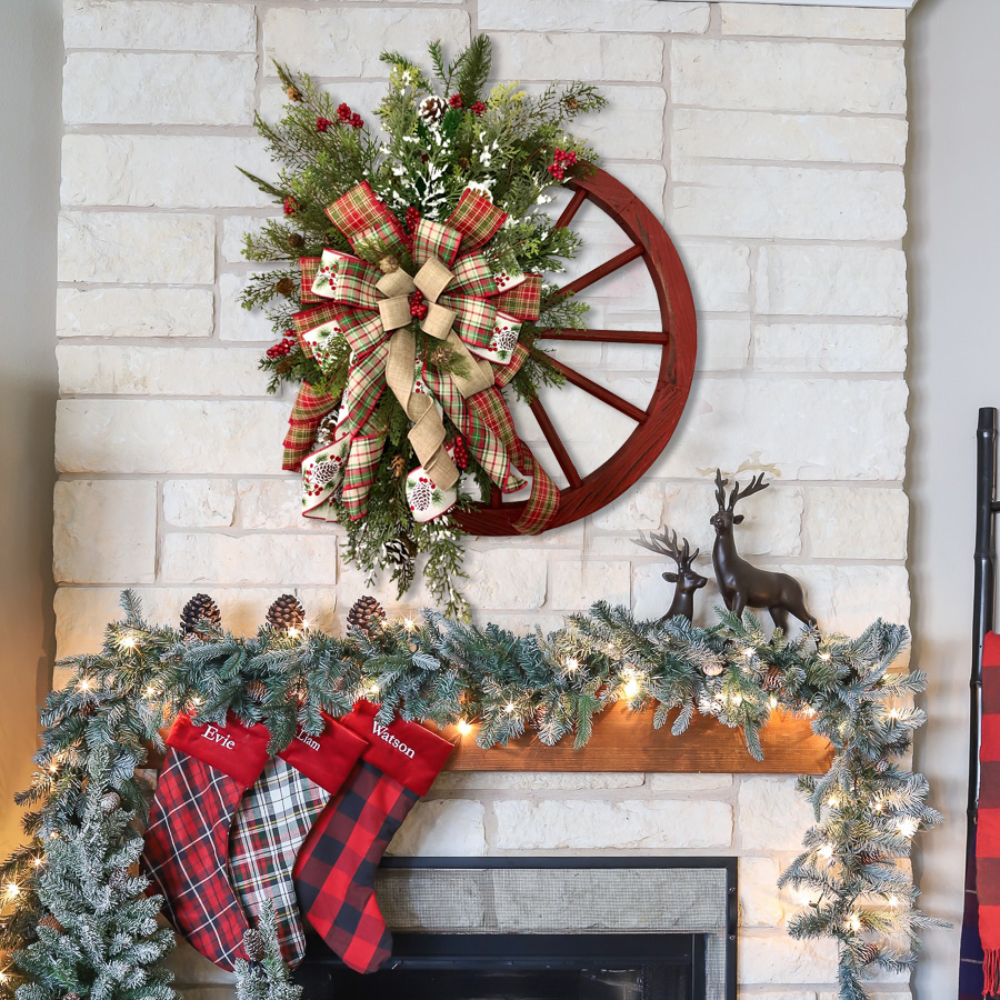 Winter wreath-Farmhouse wagon wheel(Christmas Sale)