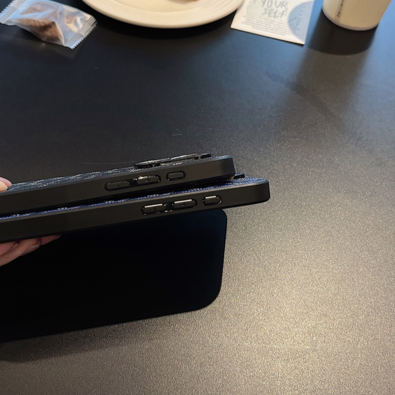 Classic GD iPhone Case With Lens Protection Black-JDK251415