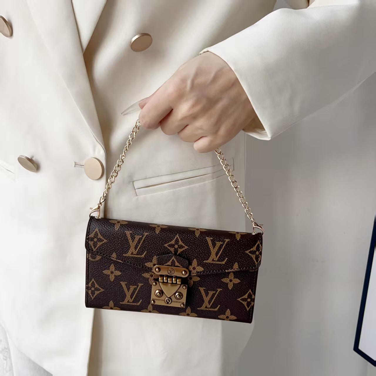 Classic Monogram iPhone Case With Wallet And Crossbody Strap For iPhone 17 Series-RELV100