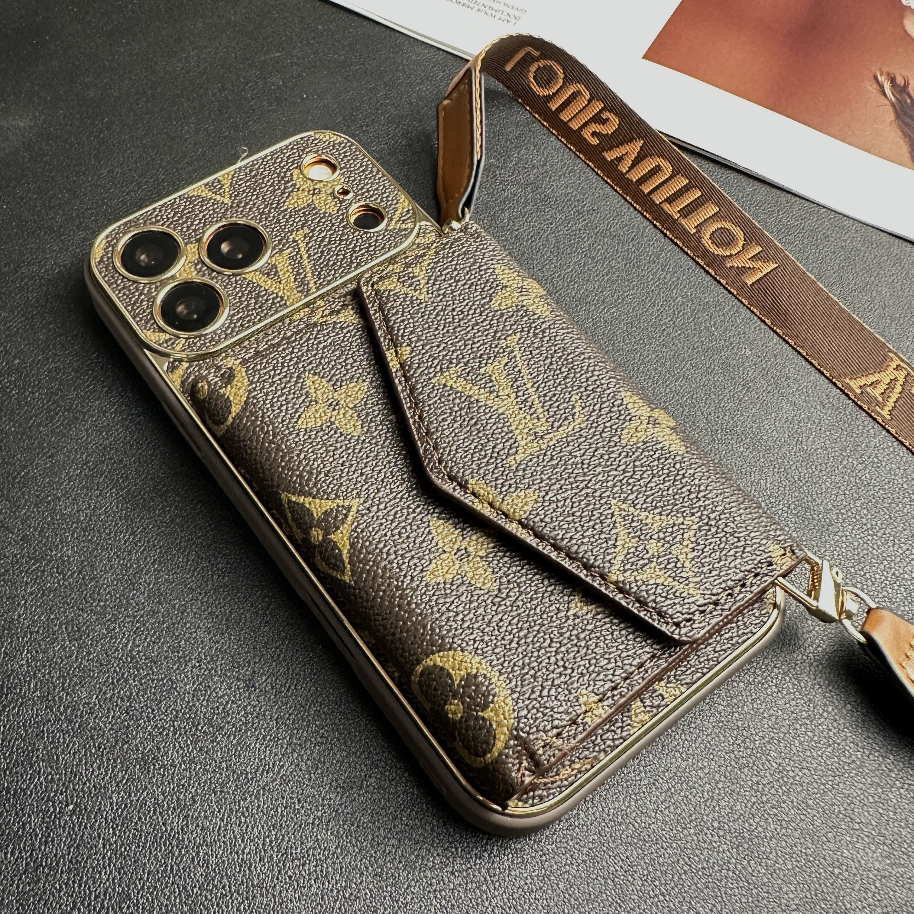 High-quality Monogram iPhone Case With Wallet And Crossbody Strap For iPhone 17 Series-GELV144