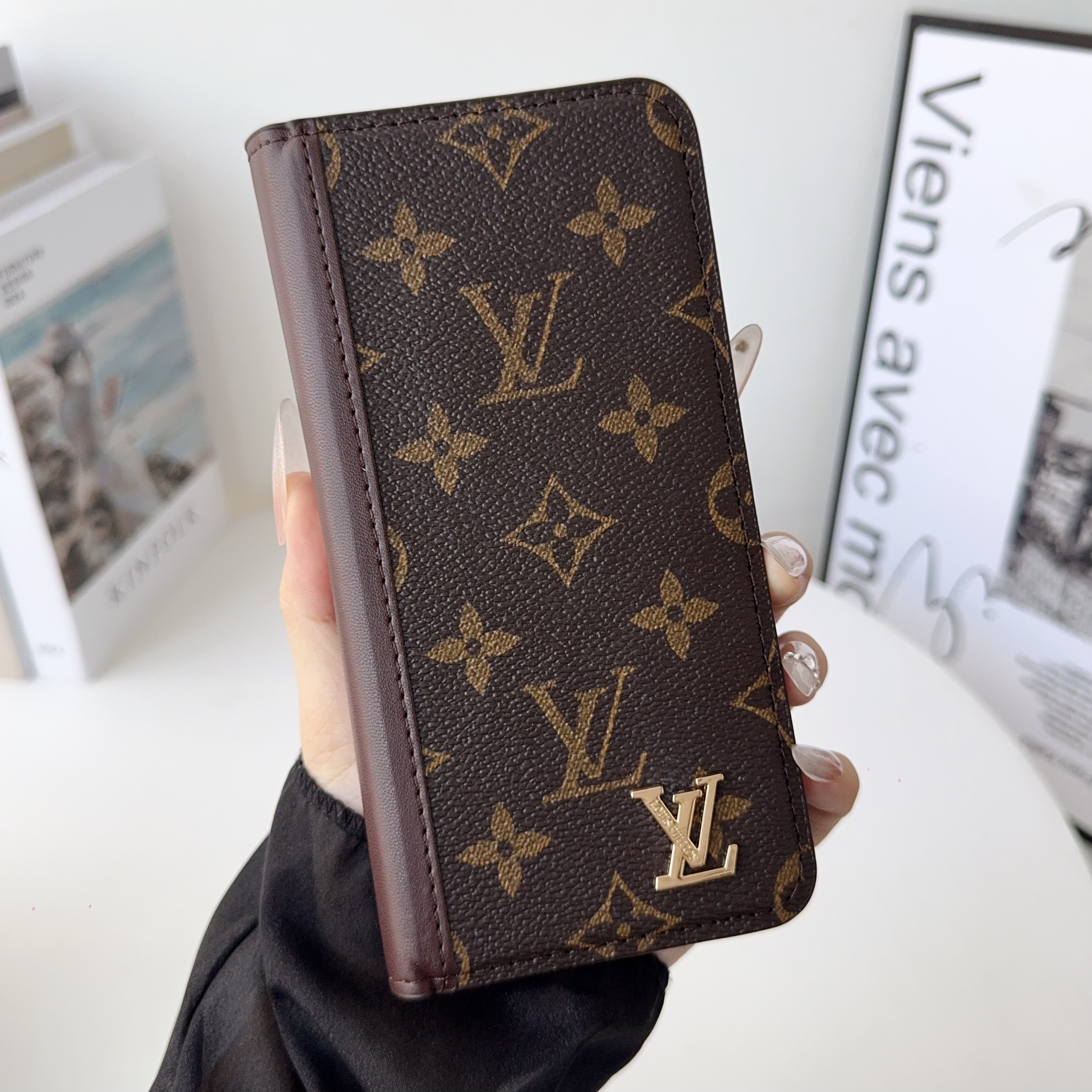 Luxury Folio Leather Monogram iPhone Case with Card Holder and Cash Pocket-GELB004