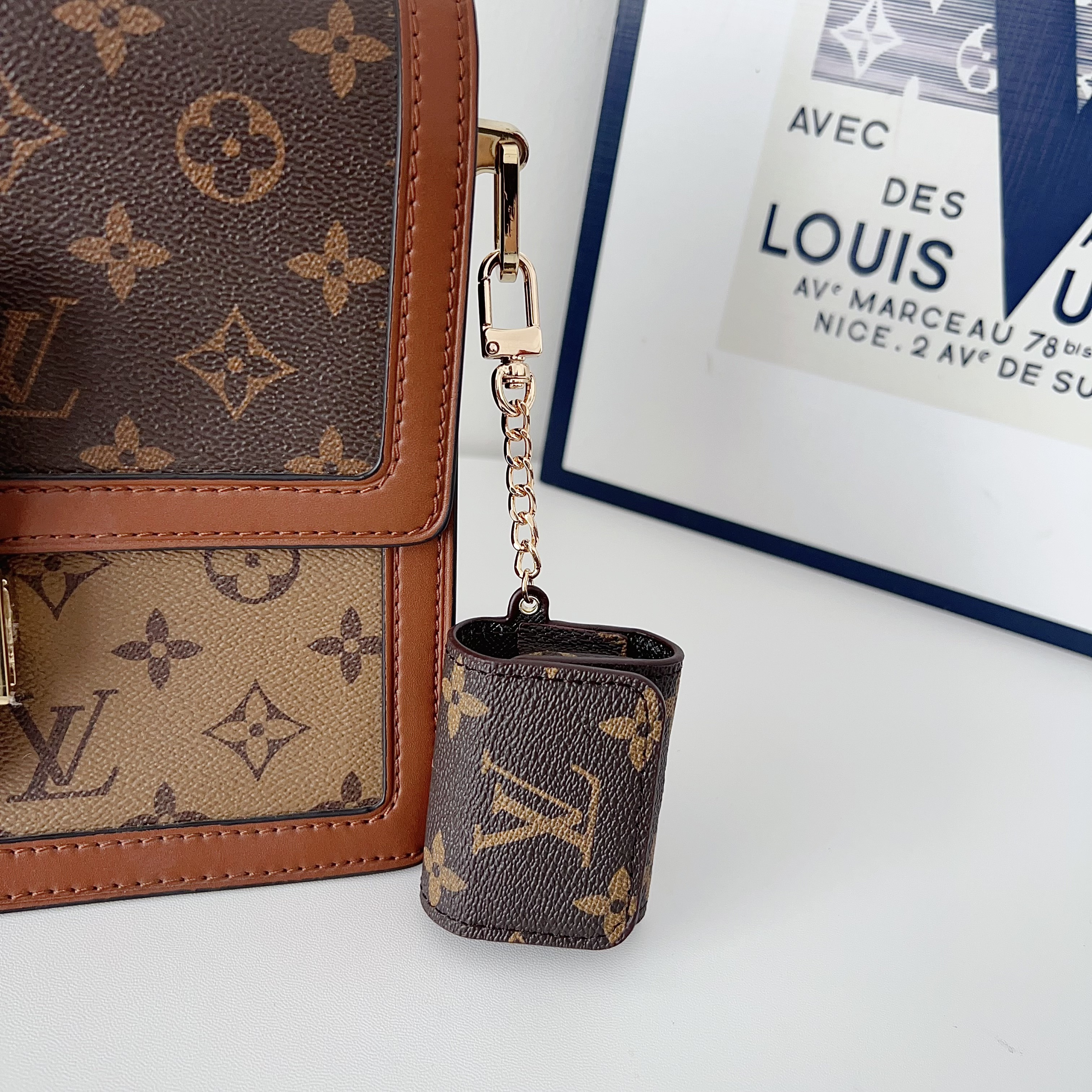 Luxury Leather Monogram AirPods Cases Big Printing-GELV134