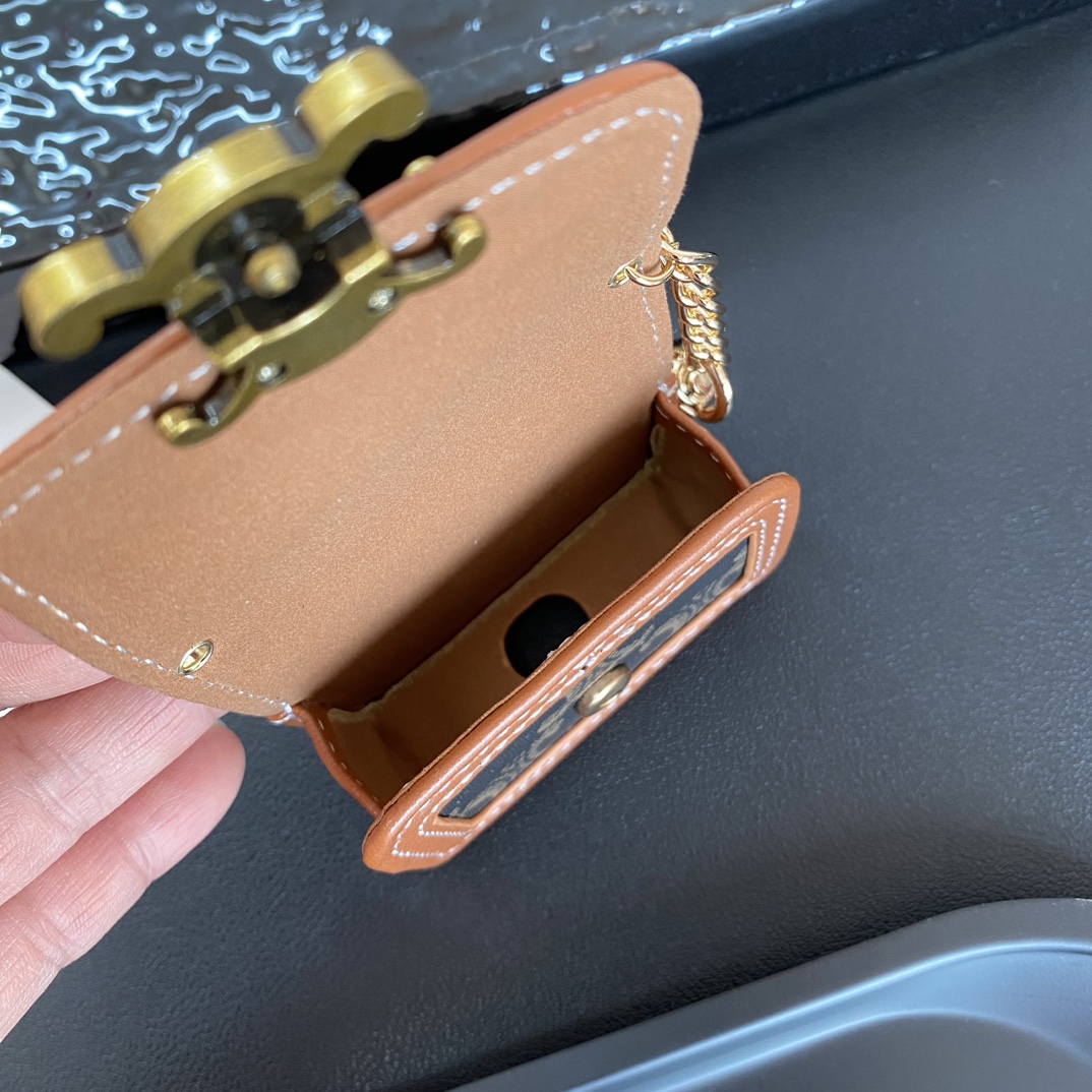 Luxury Leather CL AirPods Cases Dark Brown-GECL140