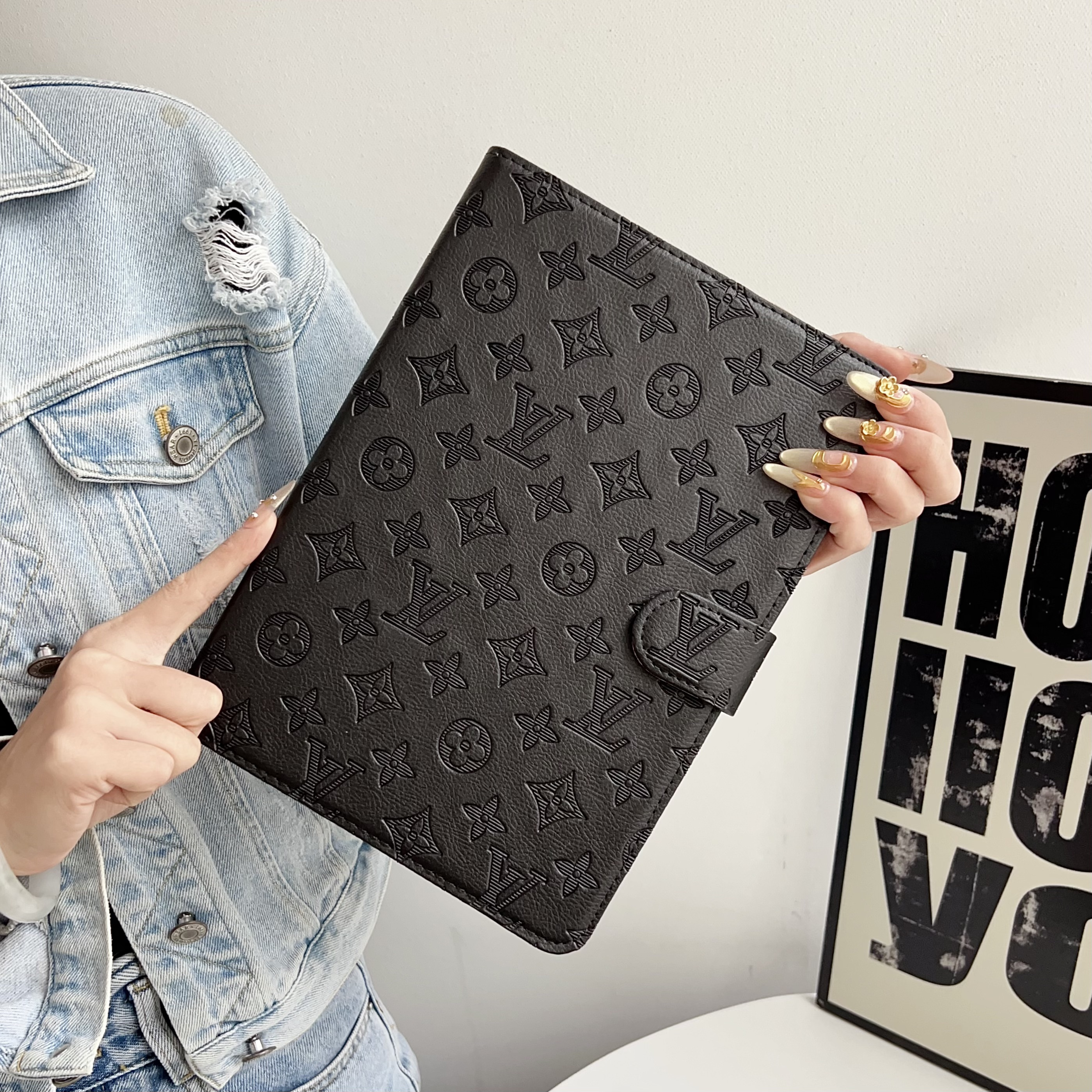 Luxury Leather Monogram  iPad Case Black Printing-GELV126