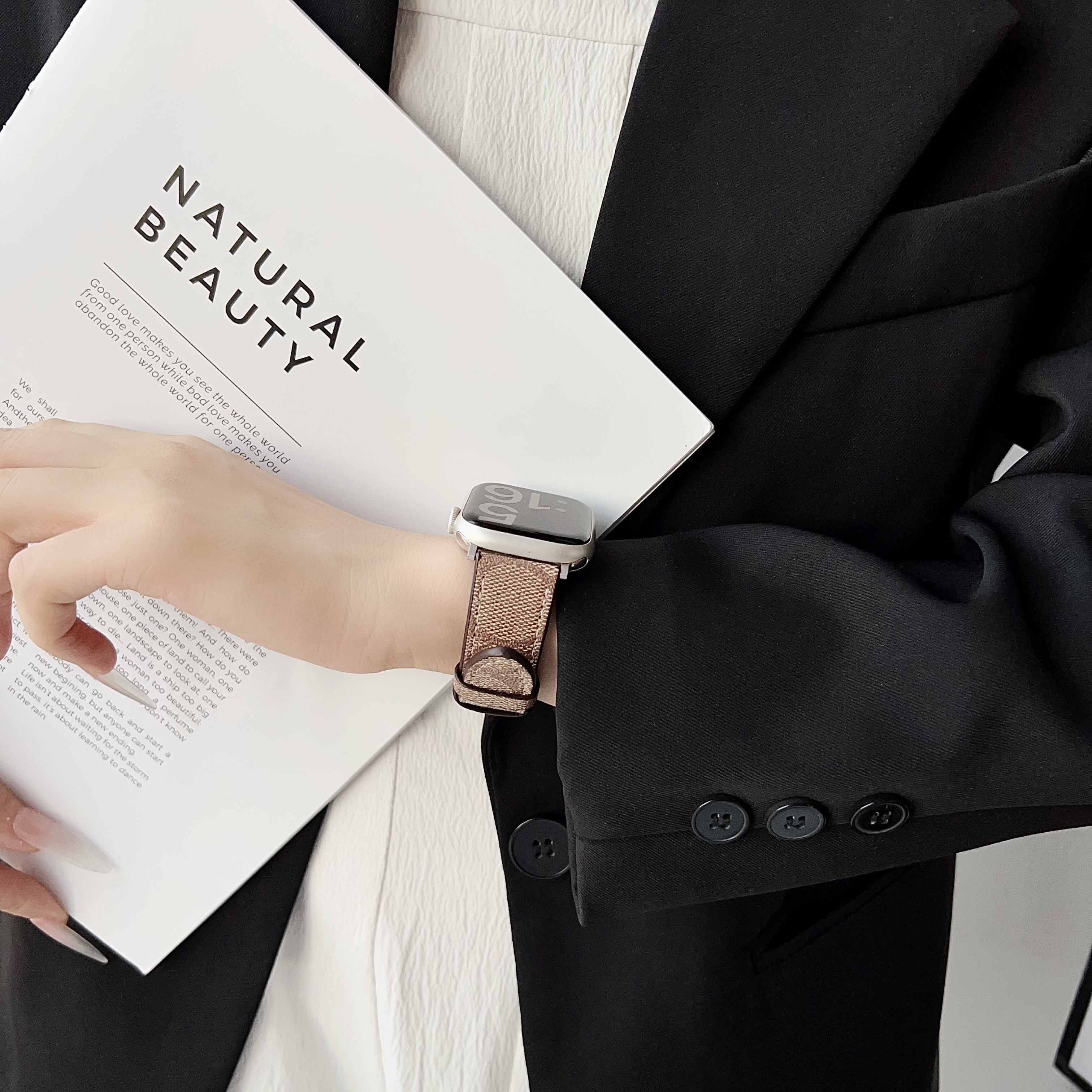 Stylish Leather CH Apple Watch Band Coffee-GECH116