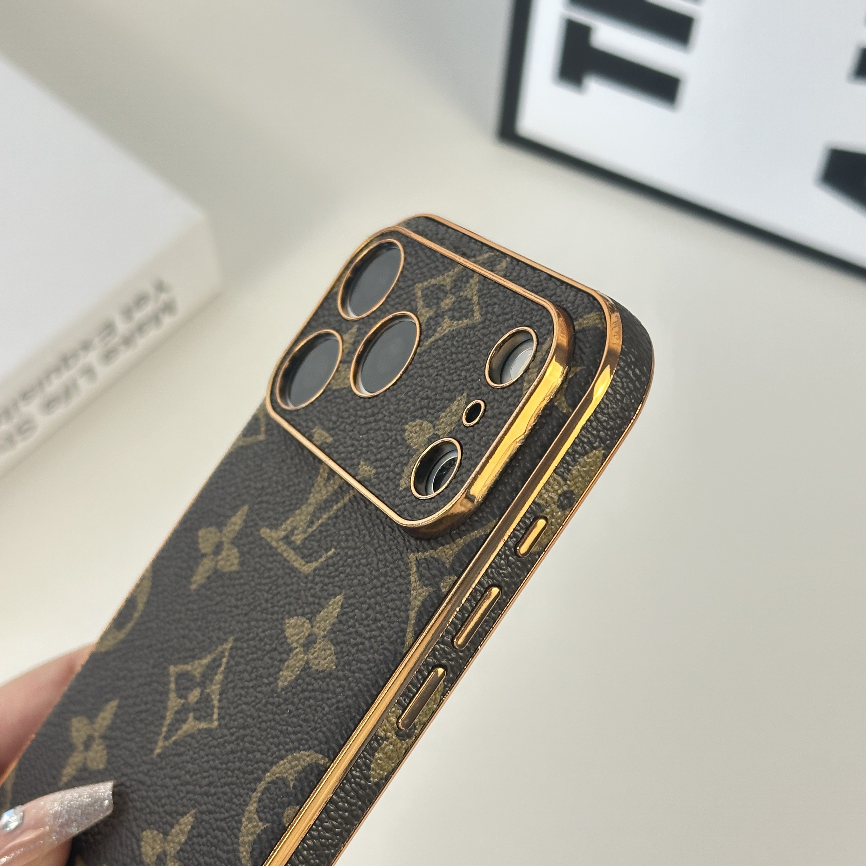 Elegant Monogram iPhone Case For iPhone 17 Series-GELV036