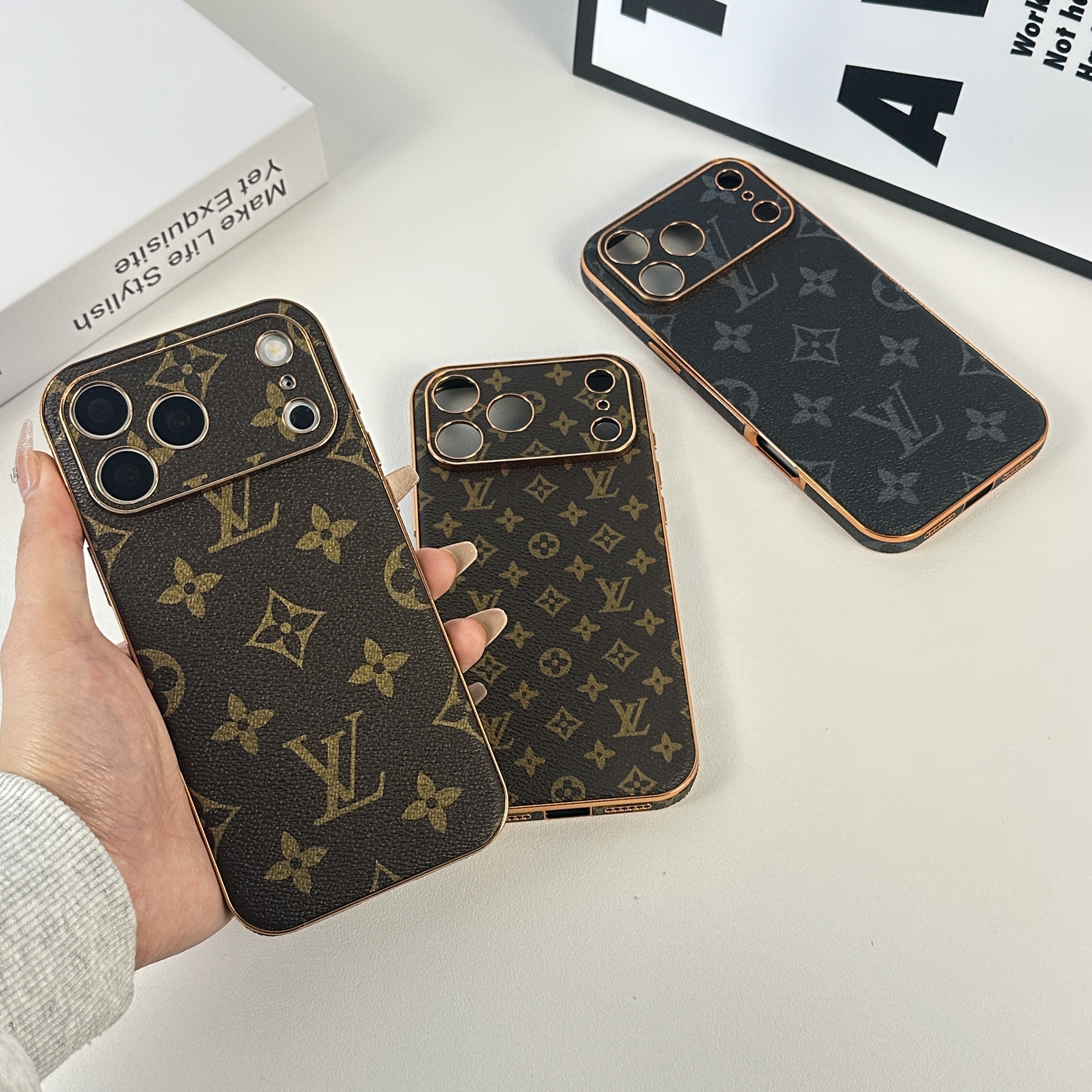 Elegant Monogram iPhone Case For iPhone 17 Series-GELV036