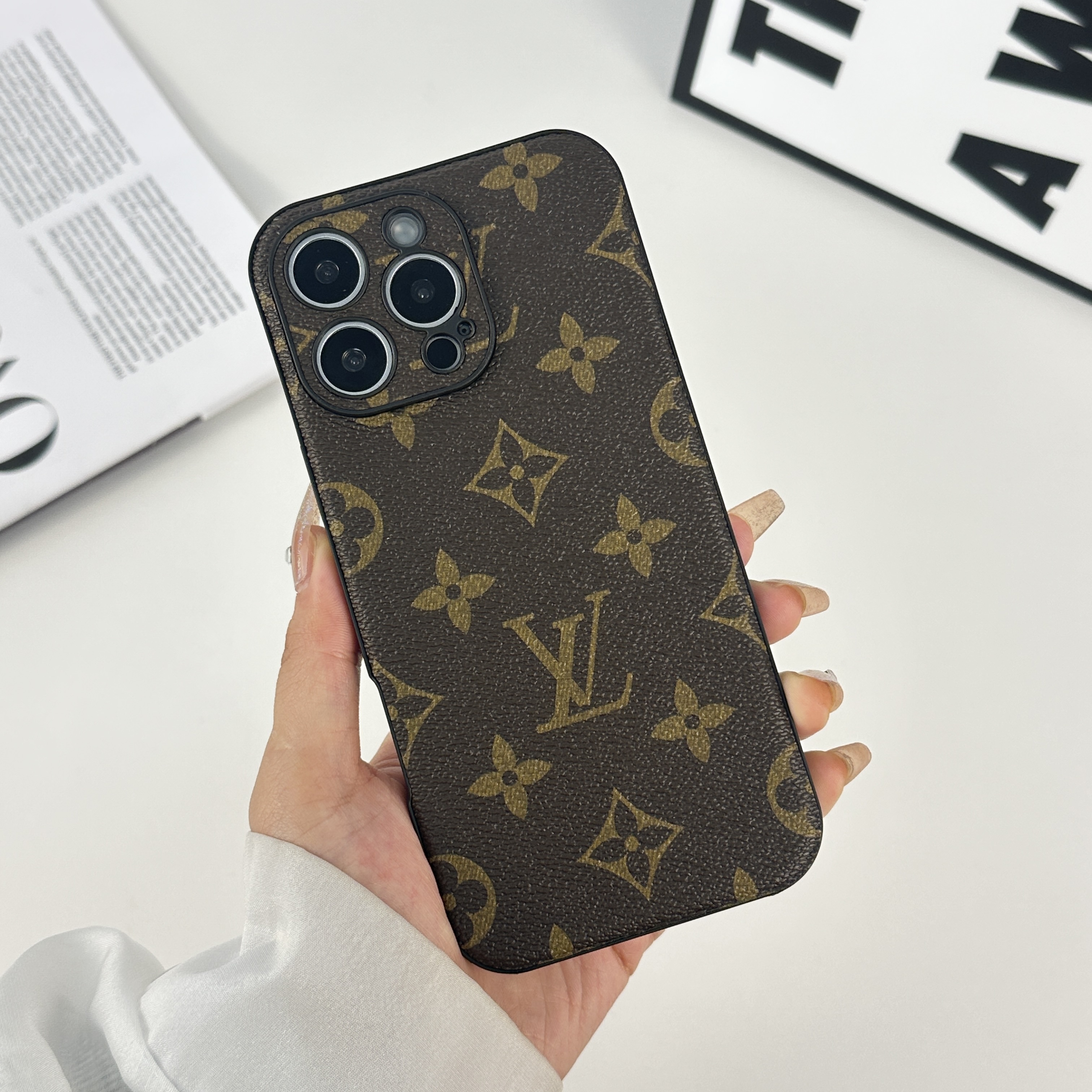 Classic Leather Monogram iPhone Case For iPhone 17 Series-GELV053