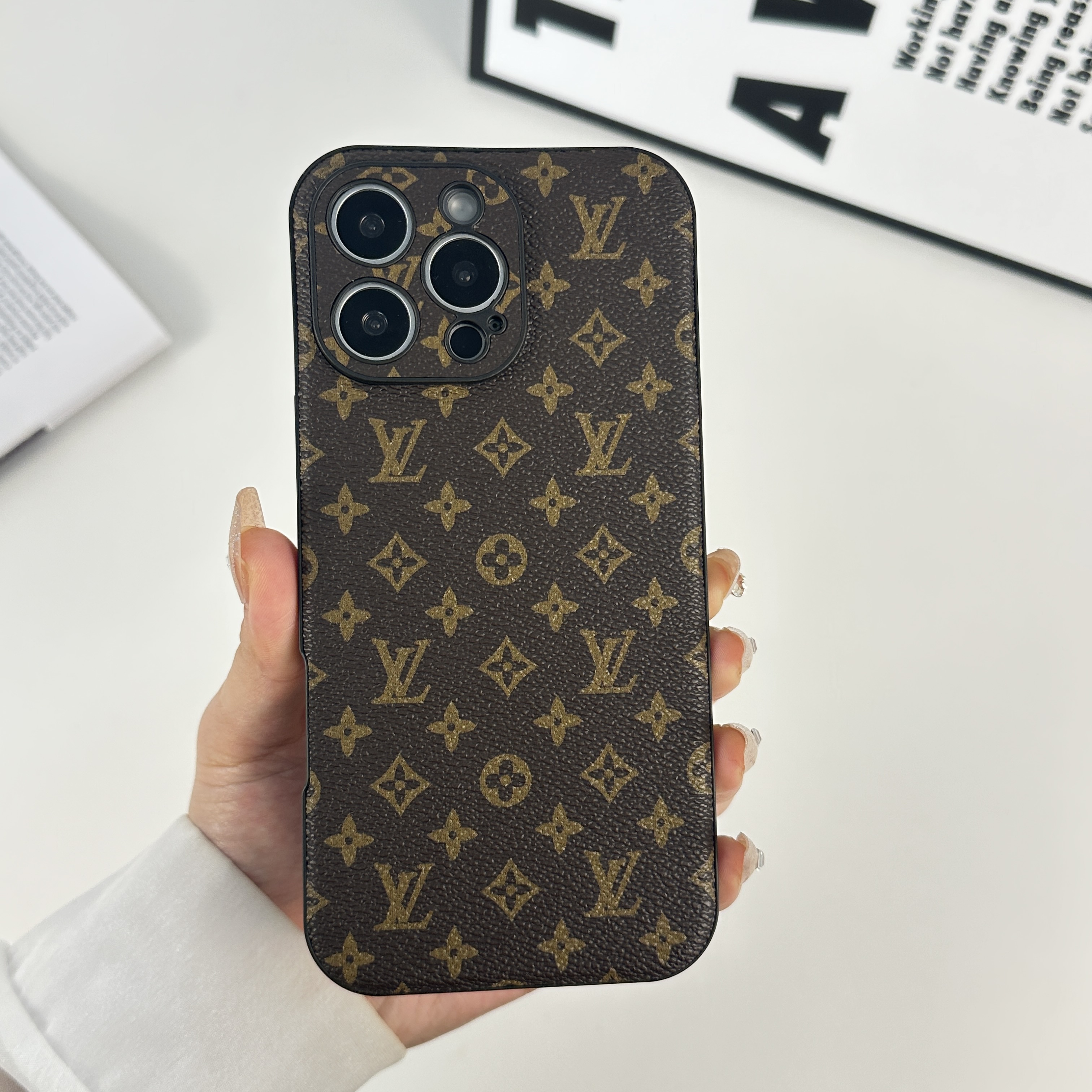 Premium Monogram iPhone Case For iPhone 17 Series-GELV054