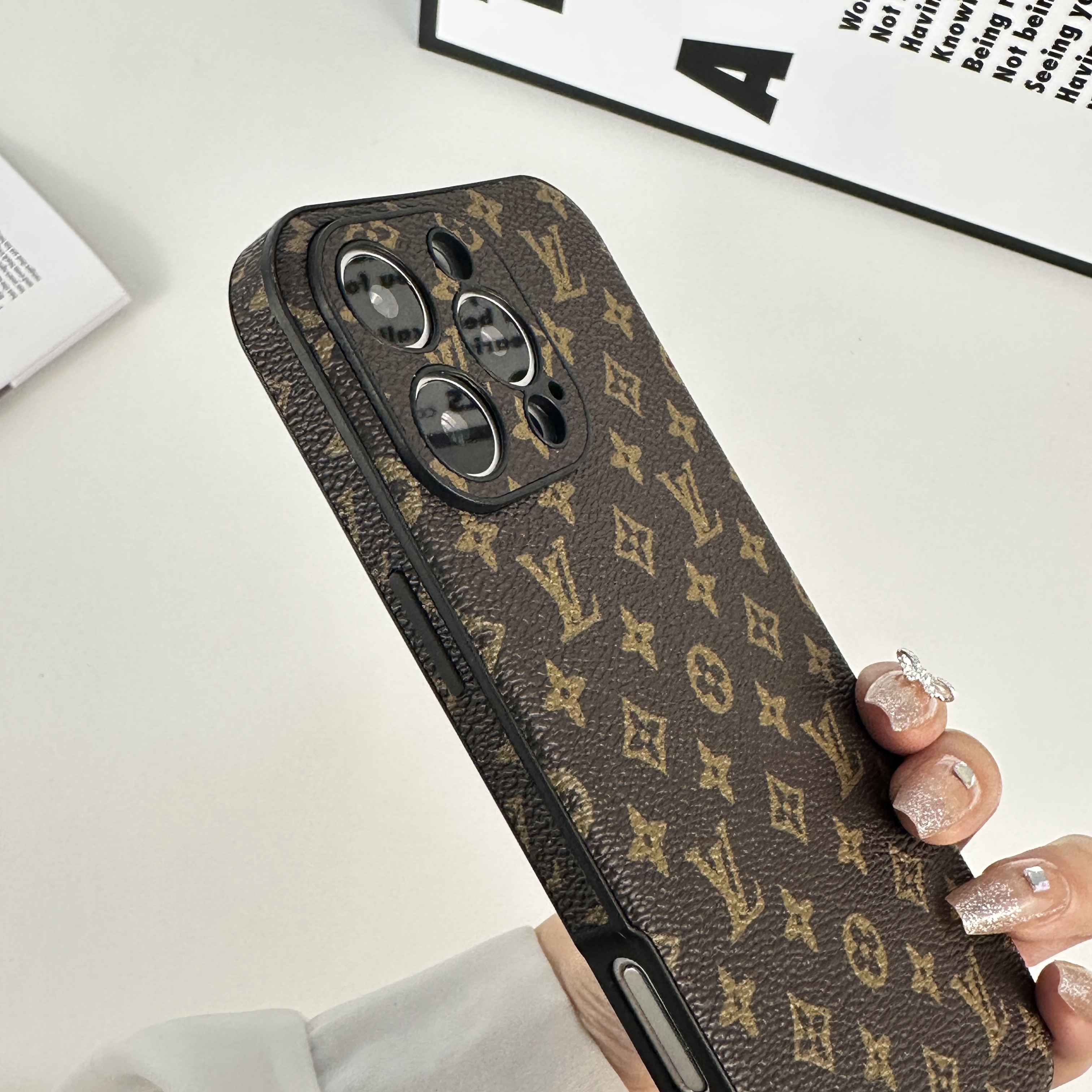 Premium Monogram iPhone Case For iPhone 17 Series-GELV054