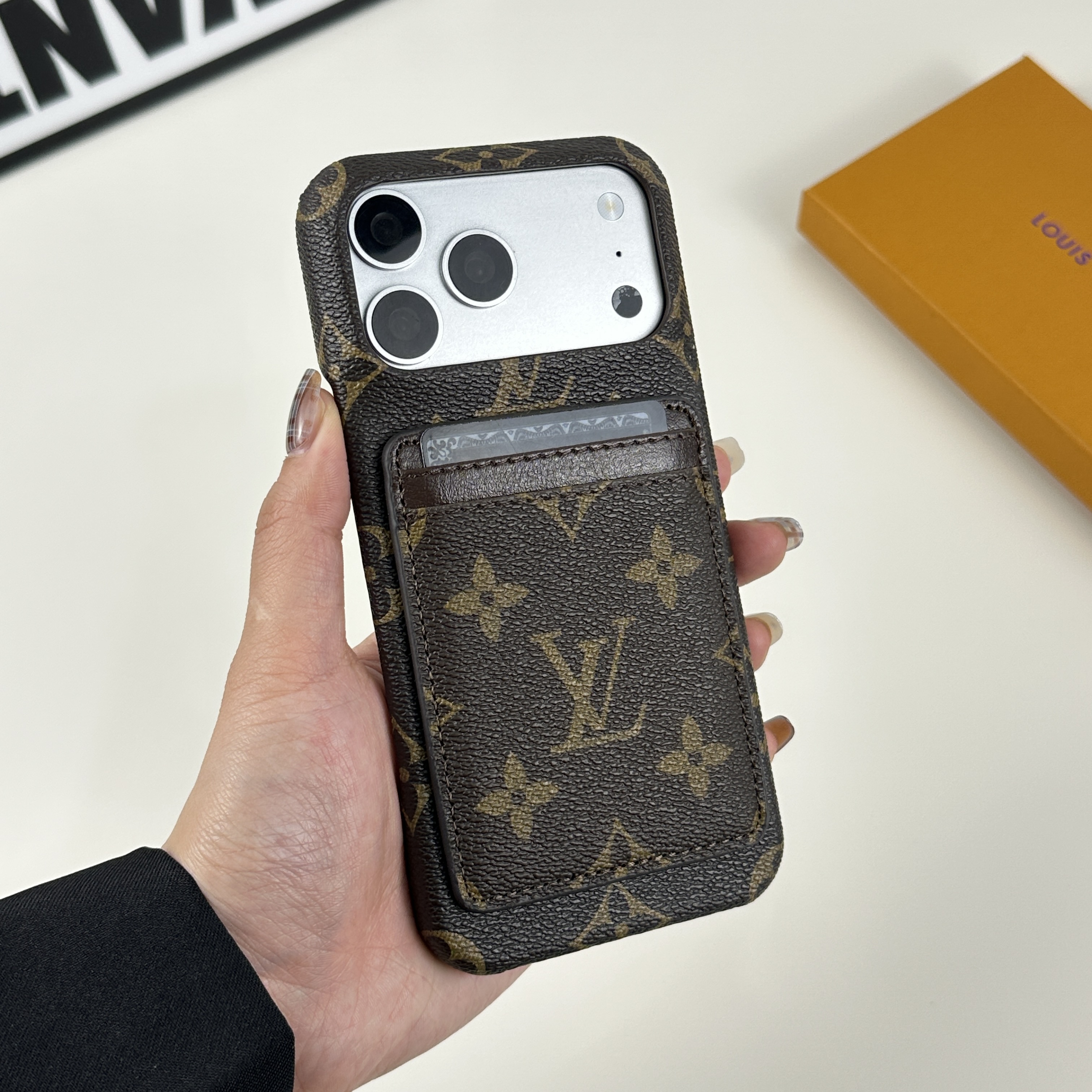 Premium Leather Monogram Magnetic Wallet Big Printing-GELV071