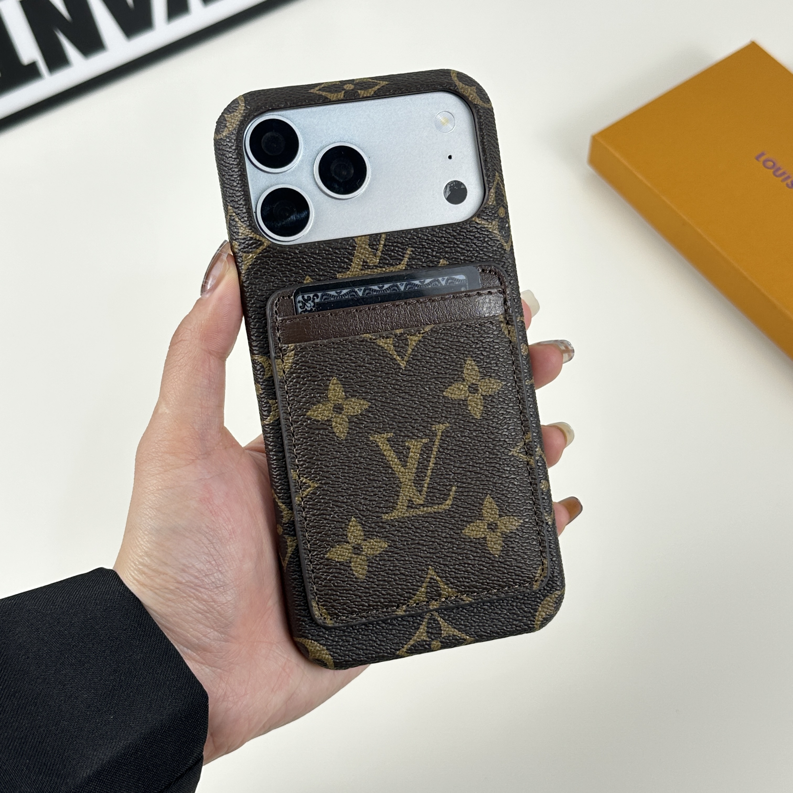 Premium Leather Monogram Magnetic Wallet Big Printing-GELV071