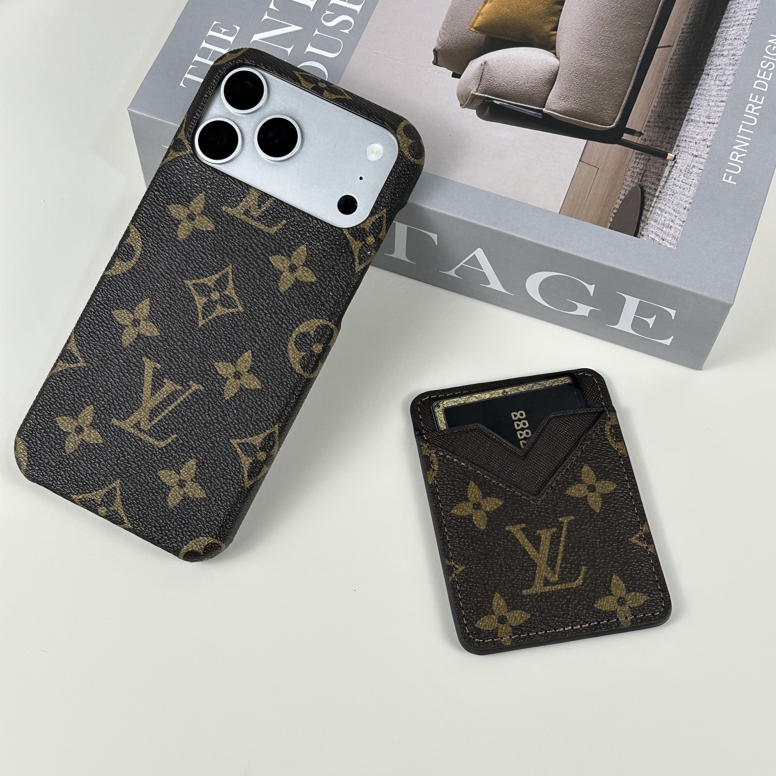 Stylish Leather Monogram Magnetic Wallet Big Printing-GELV074