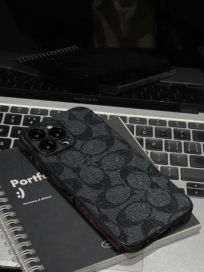 CH iPhone Case Black -QB240402-GTOCASE