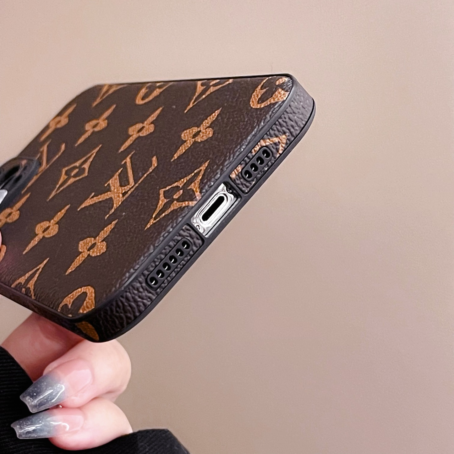 Monogram iPhone Case -Black printing-QB240304-GTOCASE