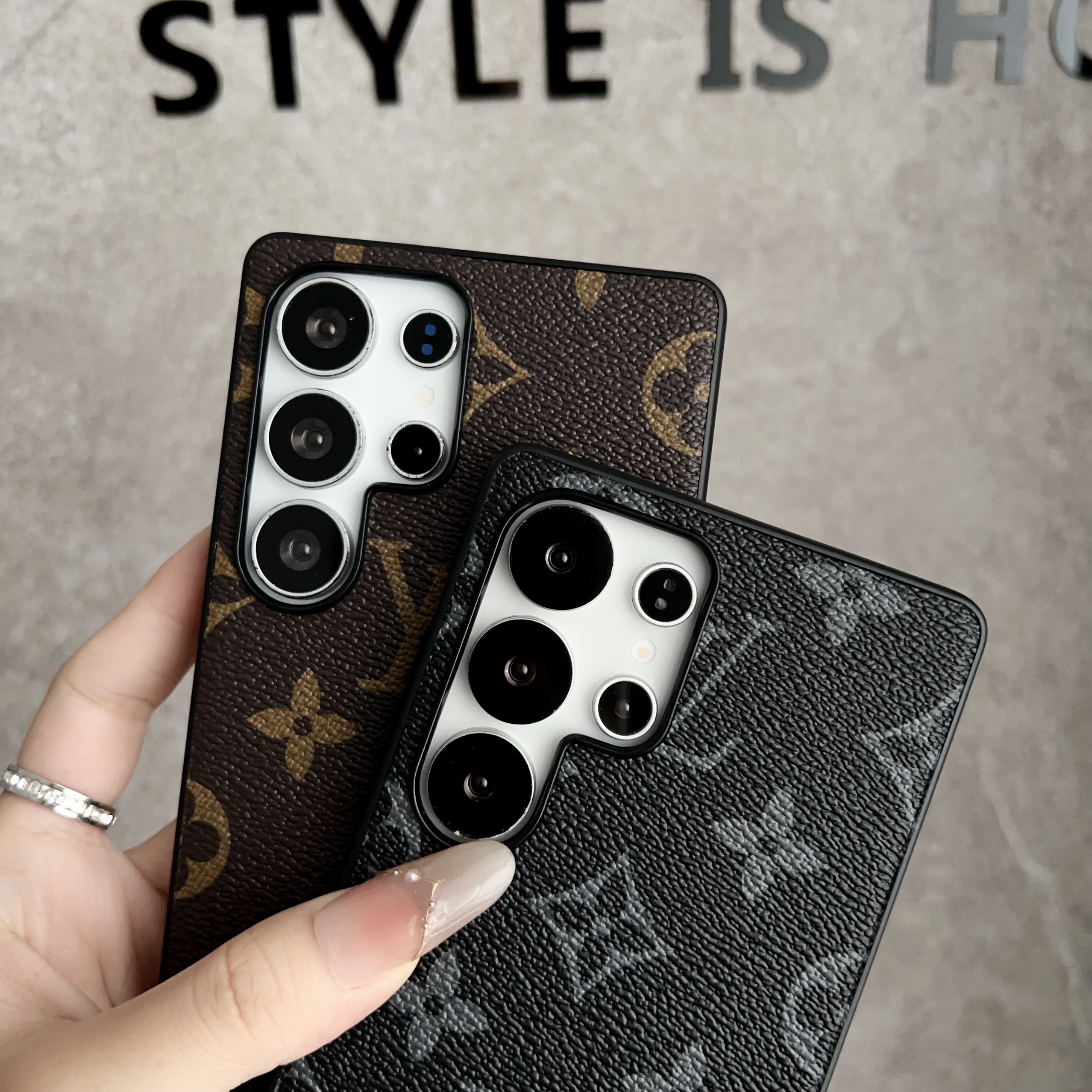 Classic Monogram SamsungGalaxy S Series Case-GELV102