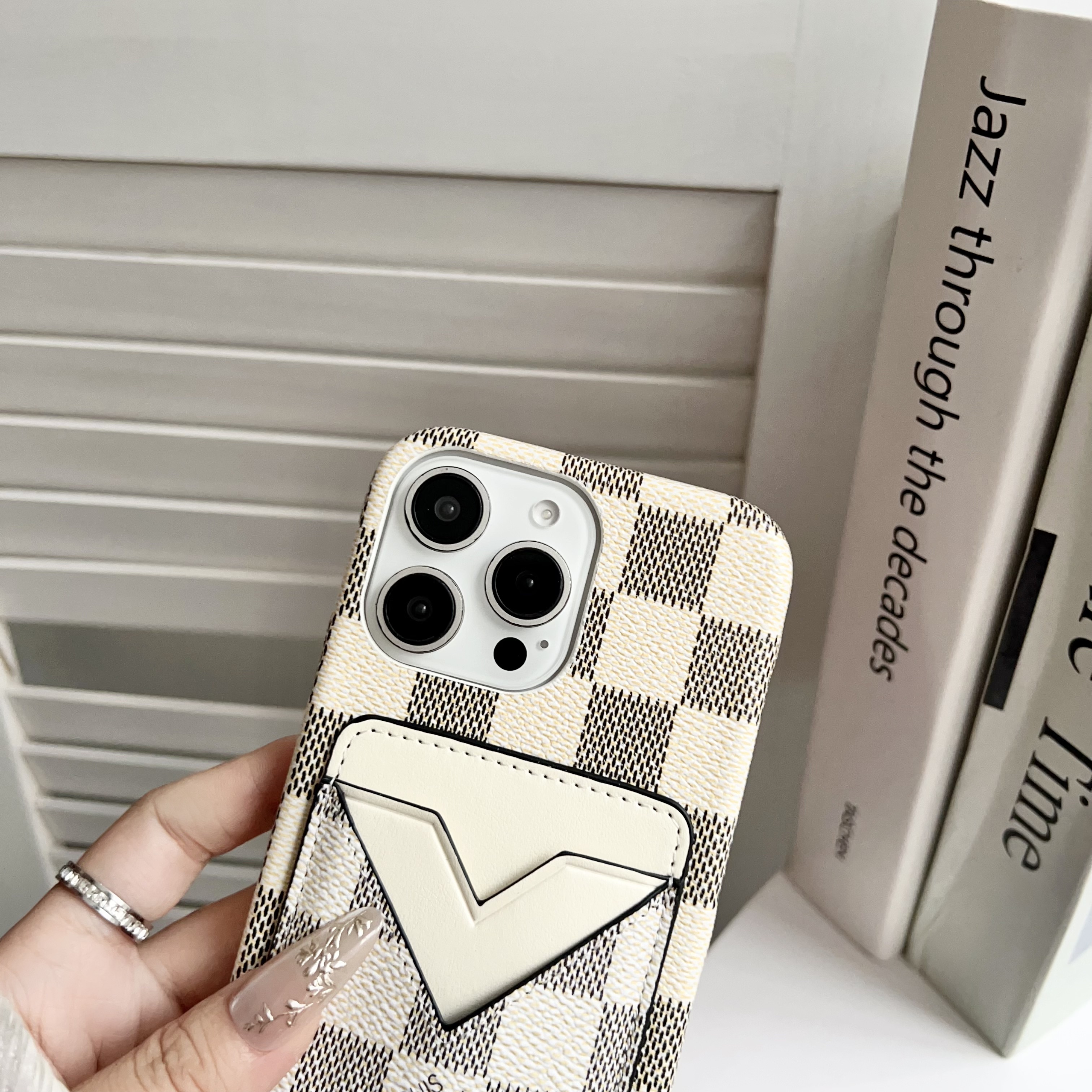 Leather Monogram iPhone Case With Card Holder White-VXK251525