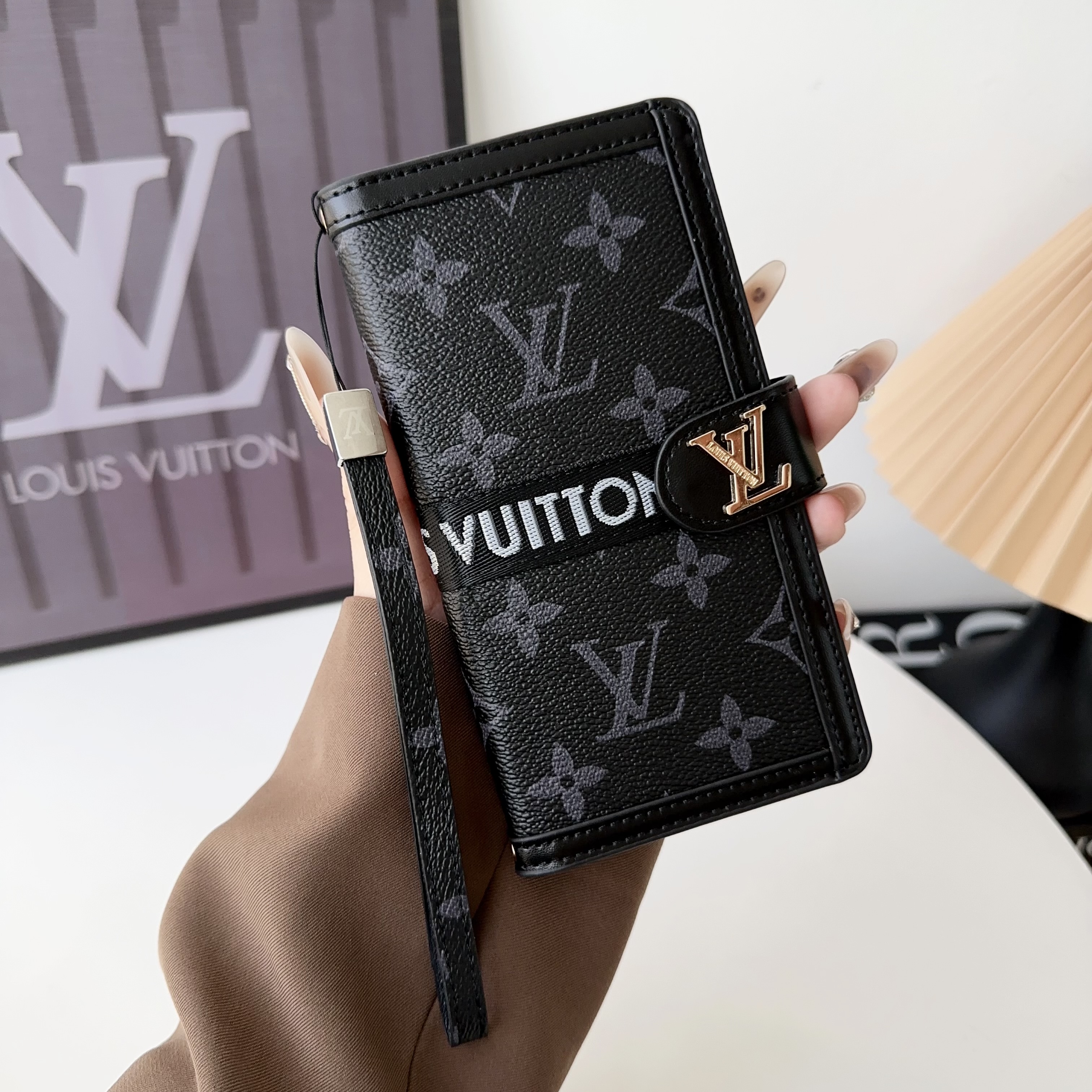 Classic Leather Fold Monogram iPhone Case With Card and Cash Holder-GEMTY001