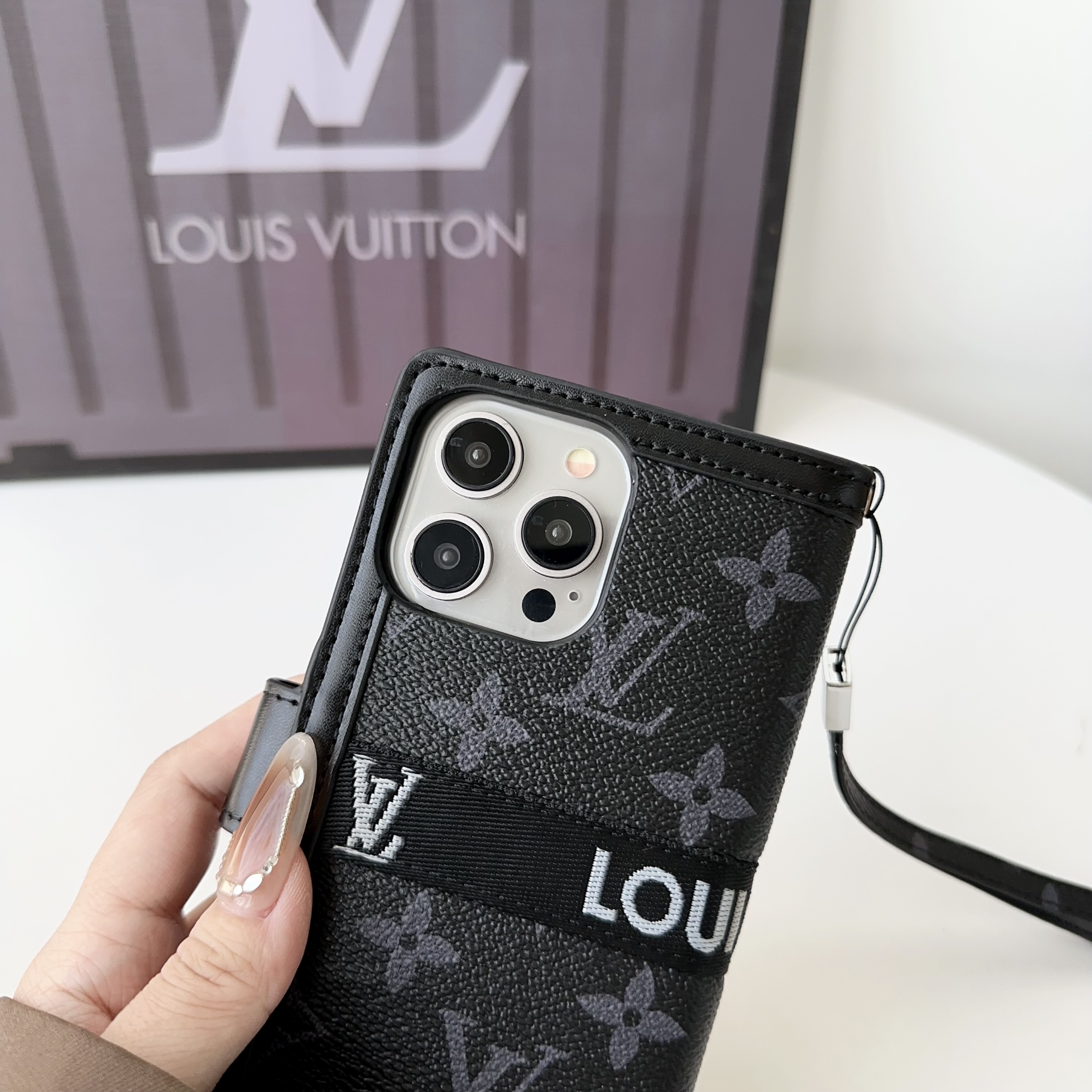 Classic Leather Fold Monogram iPhone Case With Card and Cash Holder-GEMTY001