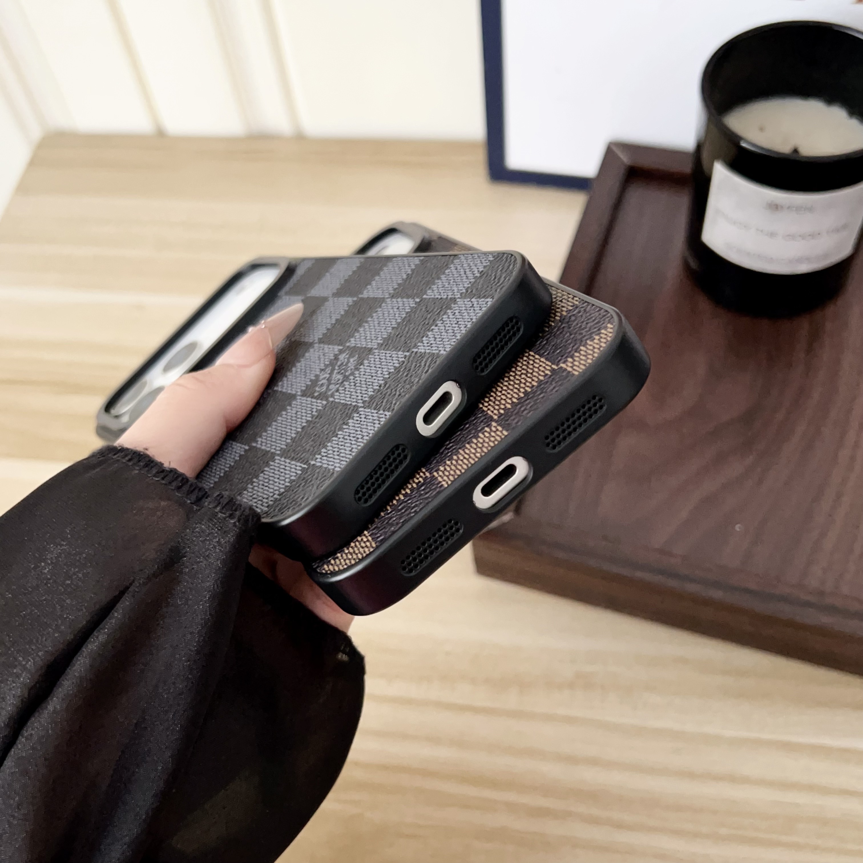 Premium Leather Monogram iPhone Case For iPhone 17 Series-GELV013