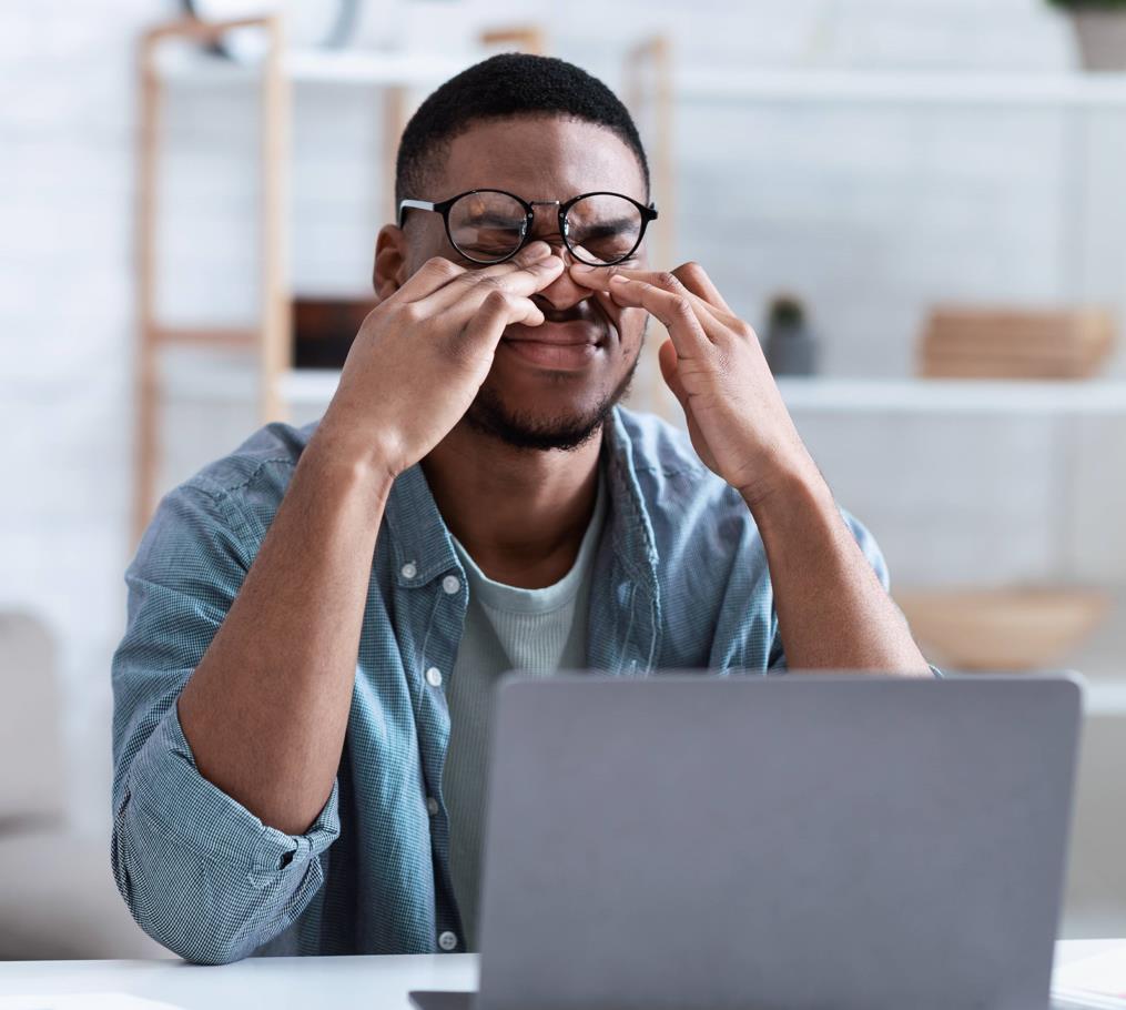 Do blue light glasses help with headaches? AllAboutBlueLight