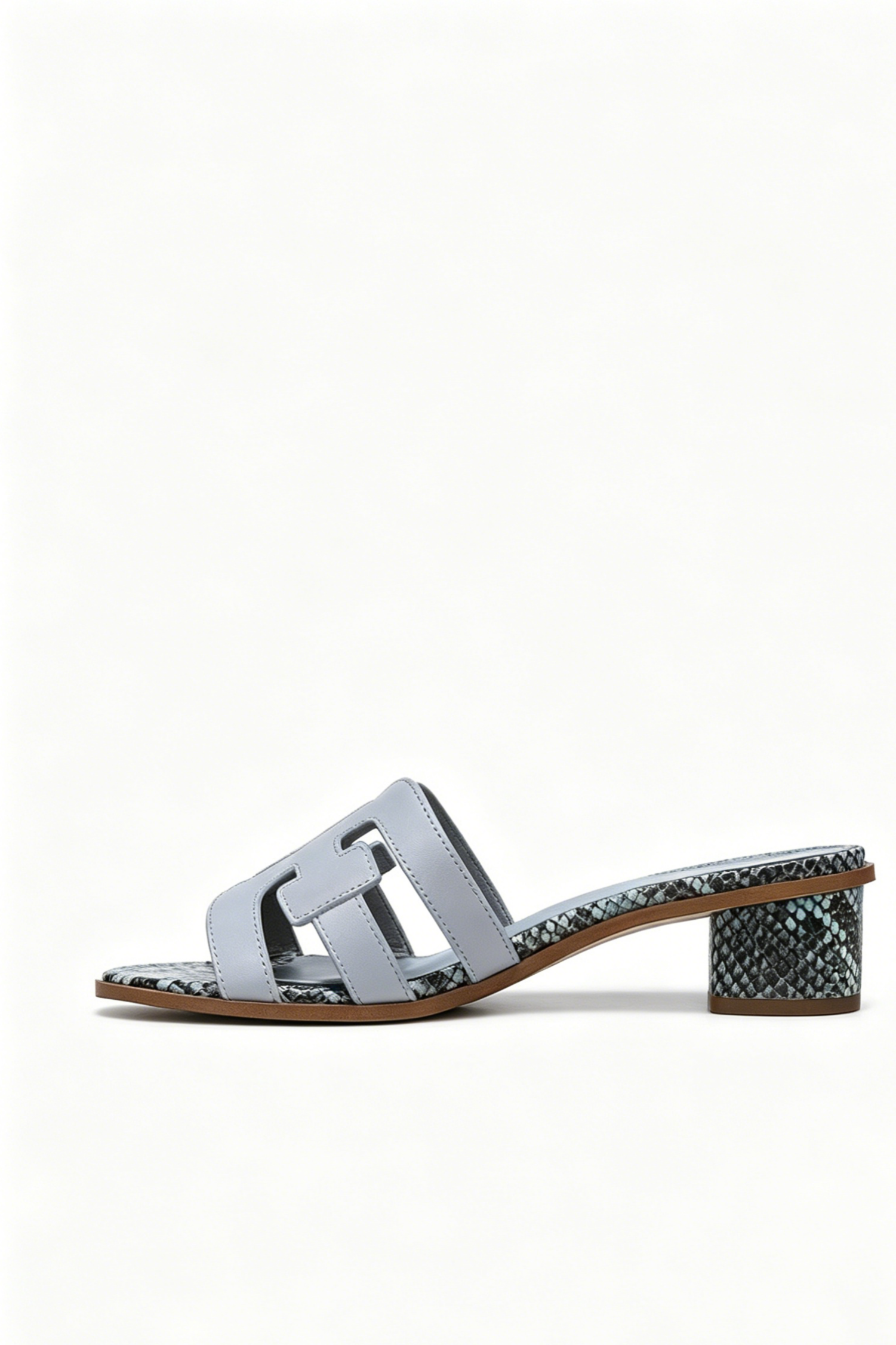 Stylish Round-Toe Beach Slides 