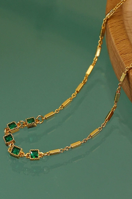 Emerald square diamond gold necklace