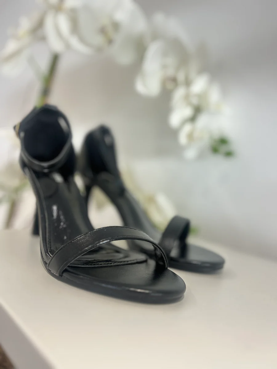 Faux Leather Single Strap Mid Hight Stiletto Shoes