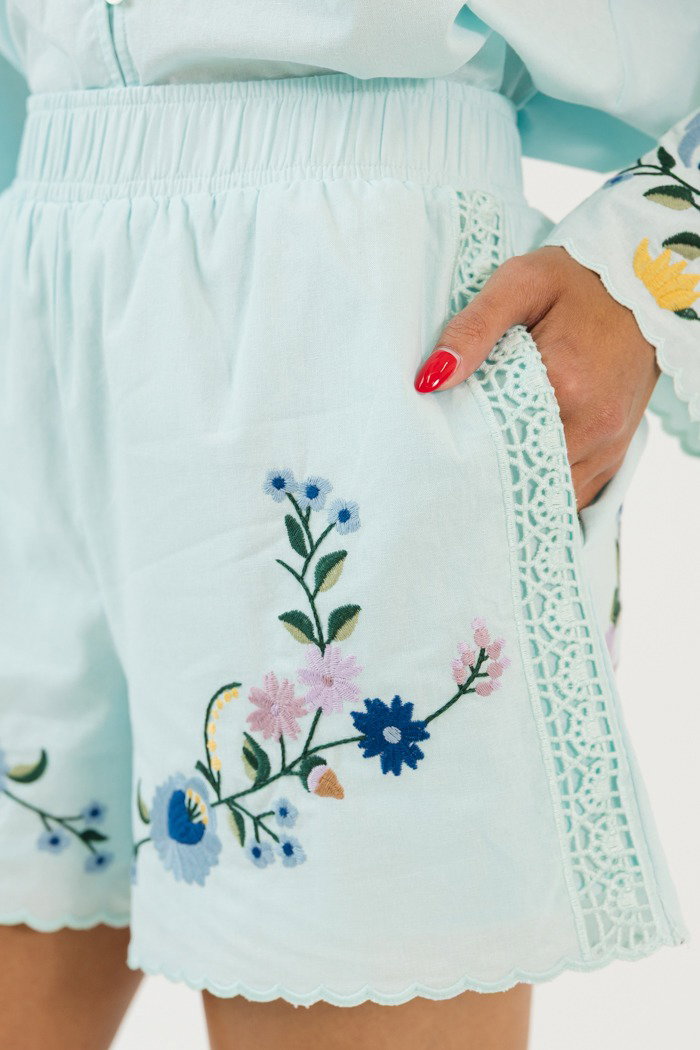 Scallop Embroidery Set