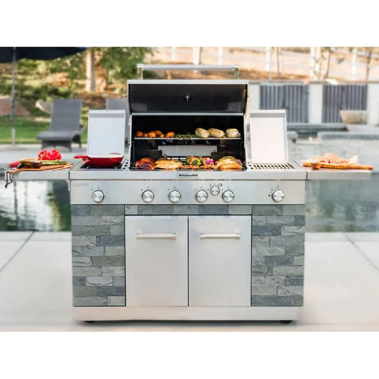 Kirkland Signature Stone Island 7 Burner Gas Grill