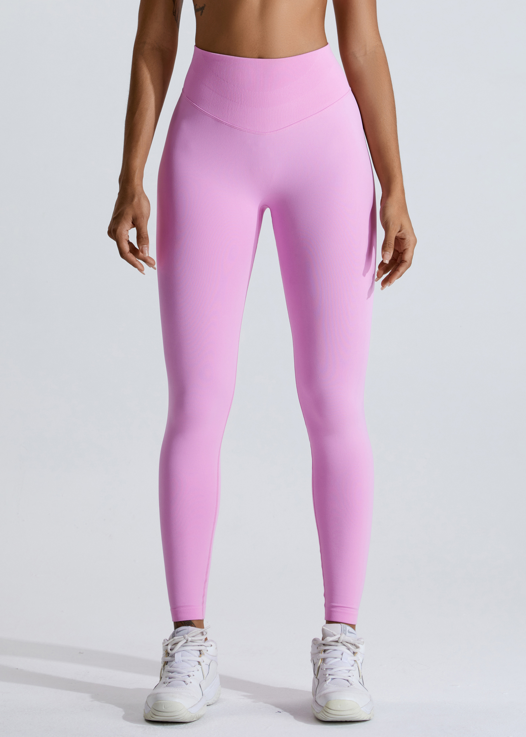  Customized Seamless Hip Lifting Yoga Pants V-Curve High Waisted